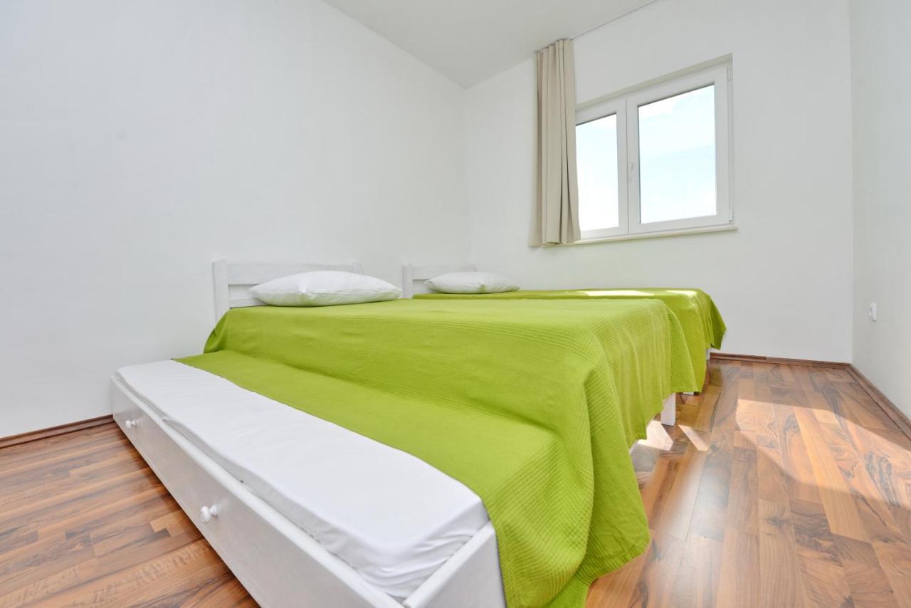 Apartments Verita Pakoštane Zewnętrze zdjęcie