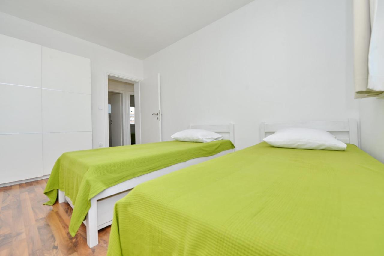 Apartments Verita Pakoštane Zewnętrze zdjęcie