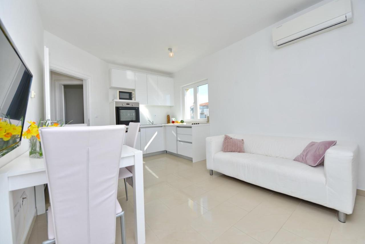 Apartments Verita Pakoštane Zewnętrze zdjęcie