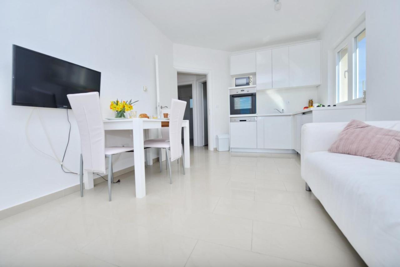 Apartments Verita Pakoštane Zewnętrze zdjęcie