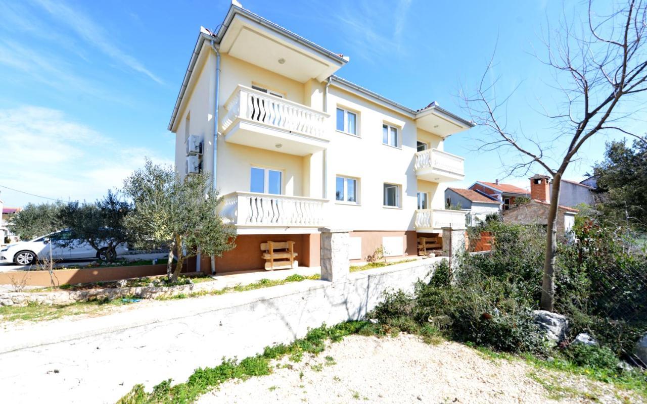 Apartments Verita Pakoštane Zewnętrze zdjęcie